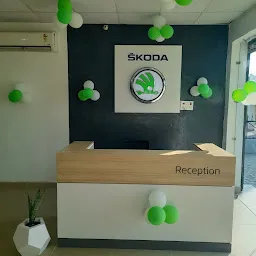 Škoda Showroom and Service