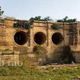 Sluice Gate to Ahmed-Sar Talav