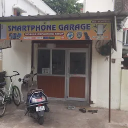 Smartphone Garage