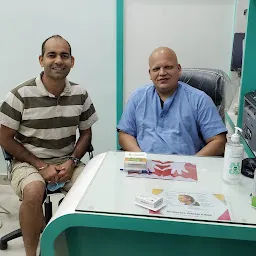Dr Pankaj Bajaj's Smilecare Dental Clinic & Implant Centre