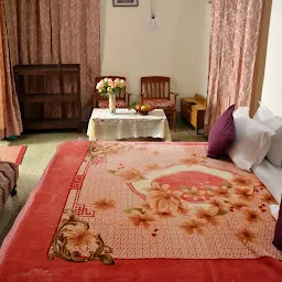 SOLAN RETREAT - Jain House