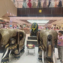 South India Shopping Mall Textile & Jewellery - Kukatpally