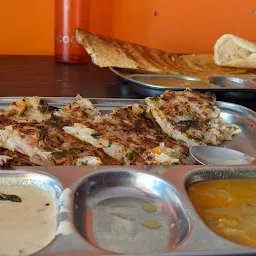 South indian food in bhopal-idli/vada/dosa - Keralabite.com