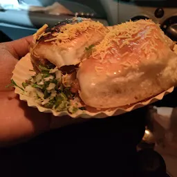 Special Cheese Vada Pav