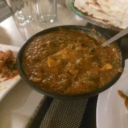 Spice Trail - Andhra Meals, Chicken Biriyani, Tandoori, South Indian Food