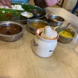 Spice Trail - Andhra Meals, Chicken Biriyani, Tandoori, South Indian Food