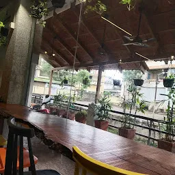 Spicy Banana Leaf Resto & Cafe