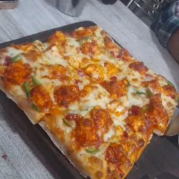 Square Pizza