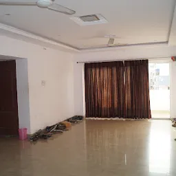 SREE ADITYA LUXURY MEN'S HOSTEL