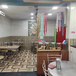 Sree Kalikambal Snacks & Cool Bar