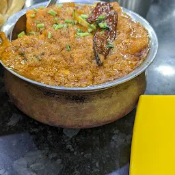 SREE SWAADISHTAM VEG RESTAURANT