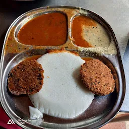 Sri annapoorneshwari Tatte idli corner