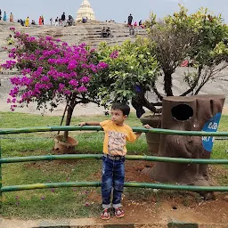 Sri Chamrajendra Wadiyar Statue