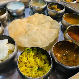 Sri Geetha Bhavan A/C Udipi Vegetarian Restaurant