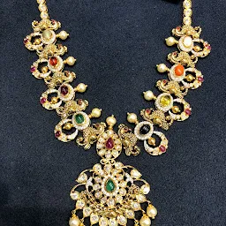 SRI KAMESWARI JEWELLERS