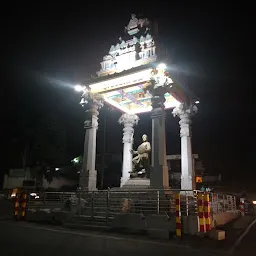 Sri Kempegowda Statue