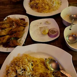 Sri Manal multicuisine Restaurant
