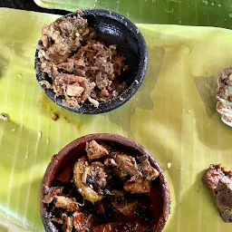 Sri Murugavilas clay pot cooking