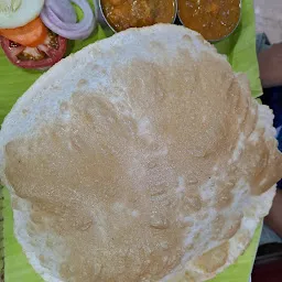Sri Paarvathi Bavan Sweets and Veg Restaurant