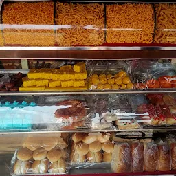 Sri Ramaswamy sweets & bakerie sembadamuther