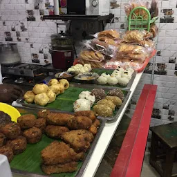 Sri Rayar Cafe & Snacks