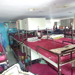 Sri Sai Ram Dormitory & Rooms