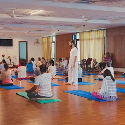 Sri Sri School of Yoga Rishikesh