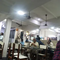 Srinivasa Hotel