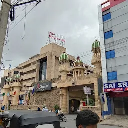 Lavanya PG & Hotel