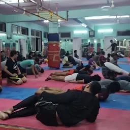 Star MMA & Muay Thai club.