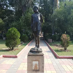 Statue of brave boy of dhari - Sayajibaug walk