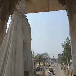 Statue Of Darbhanga Maharaja