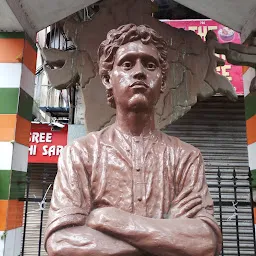 Statue of Kshudiram Bose, Baghbazar Street, Kolkata- 700003.