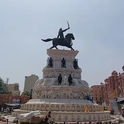 Statue of Maharaja Ranjit Singh