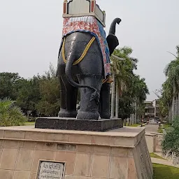 Statue of Rani Durgavati