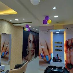 STUDIO11SALON GAYA