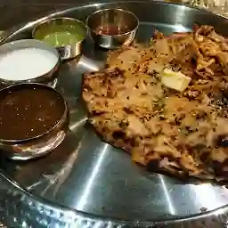 Stuffs Food - Kulcha, Paratha & More