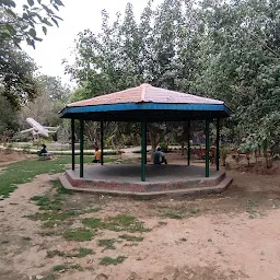 Subhash Chandra Bose Park(HUDA PARK)