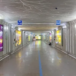 Subway Entry (Ecopark side)