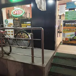 Subway Tollygunge