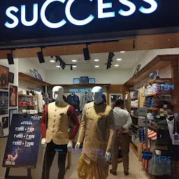 Success Menswear Mani Square