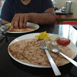 Sumadhur Misal and Dosa