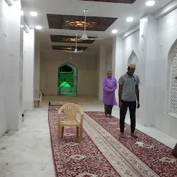 Sunni Masjid, Versova