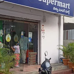 Super Fresh Stores