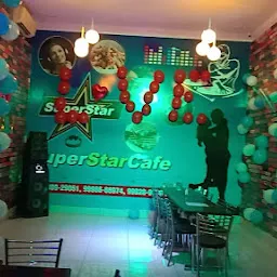 Superstar cafe