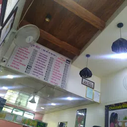 Surbhi Juice Centre
