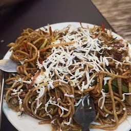 Suresh Kachori And Dosa