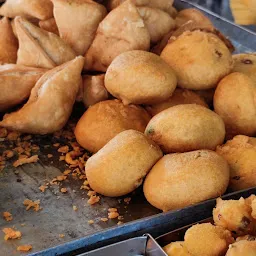 Suresh Namkeen & Sweets Hing Kachori