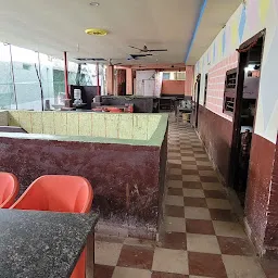 Suresh Restaurant & Bar