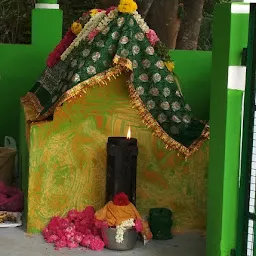 Suruli Aandavar Dargah